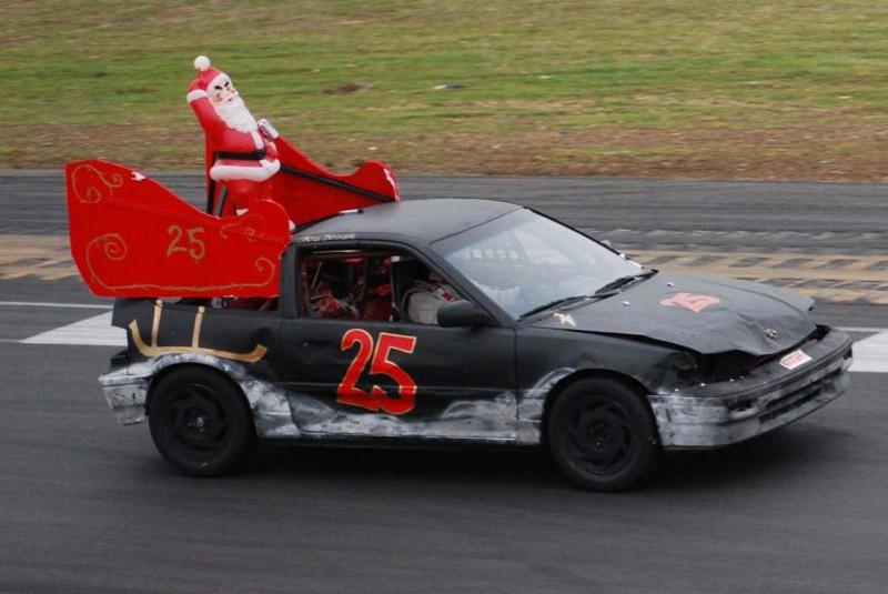 Illustration for article titled The Top 100 Lemons Of The 24 Hours Of LeMons Arse Freeze-A-Palooza